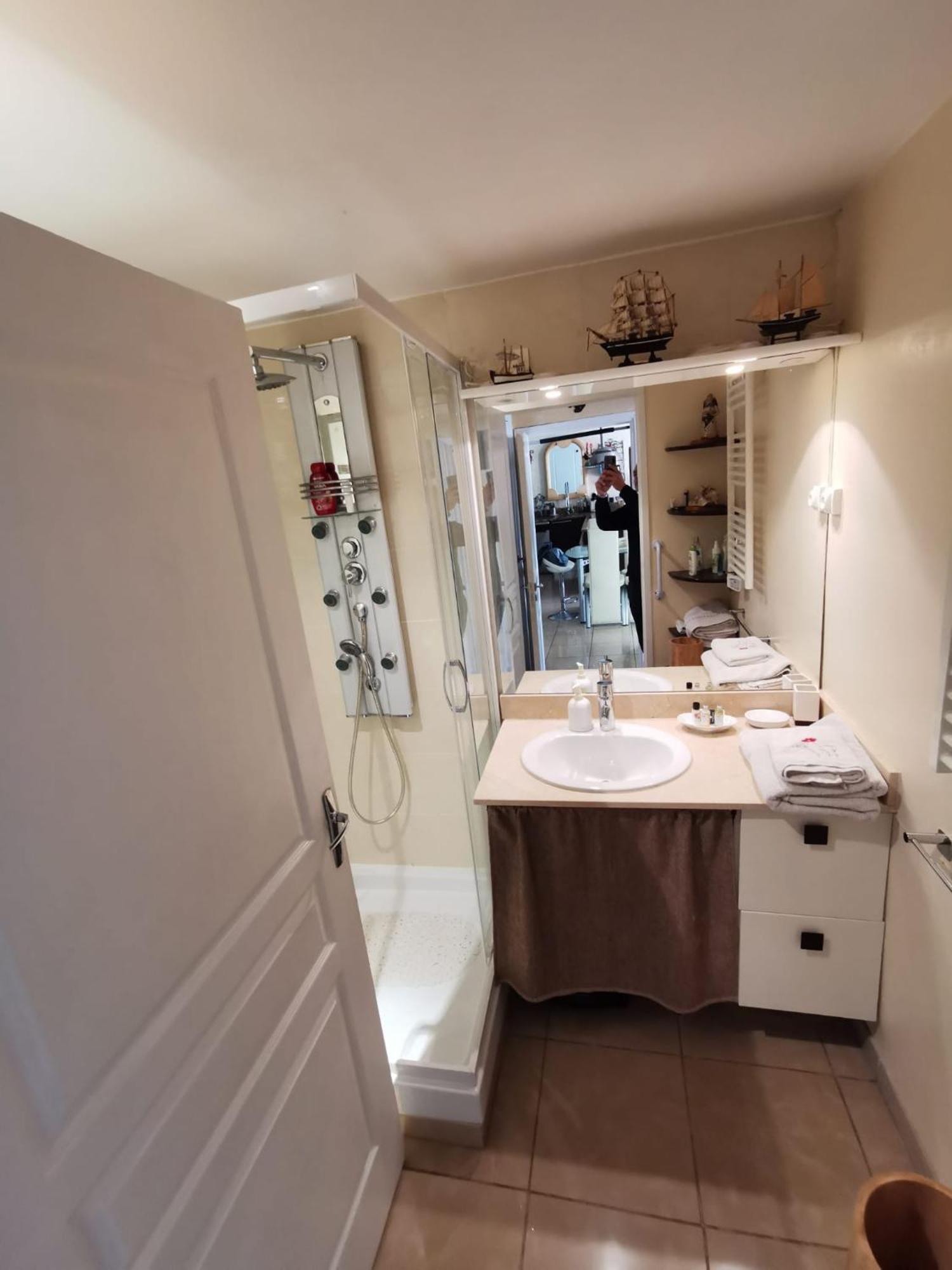 Agreable Chambre D'Hote A 50M De La Mer Cannes Eksteriør billede